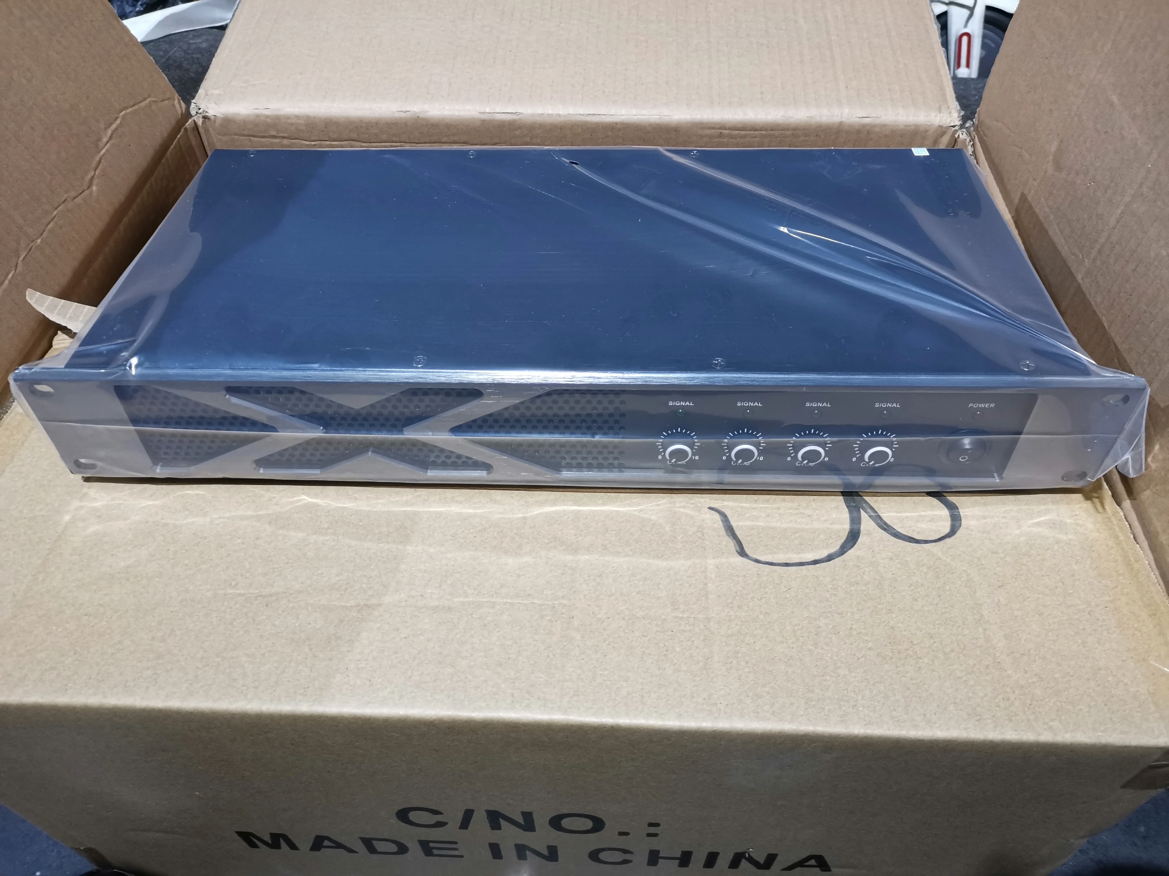 X-4300 Производитель Популярный 4-канальный 300 Вт Hi-Fi-уровневый цифровой (класс D)