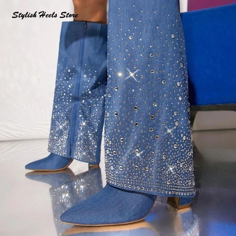 Женские сапоги до колена на массивном каблуке с острым носком