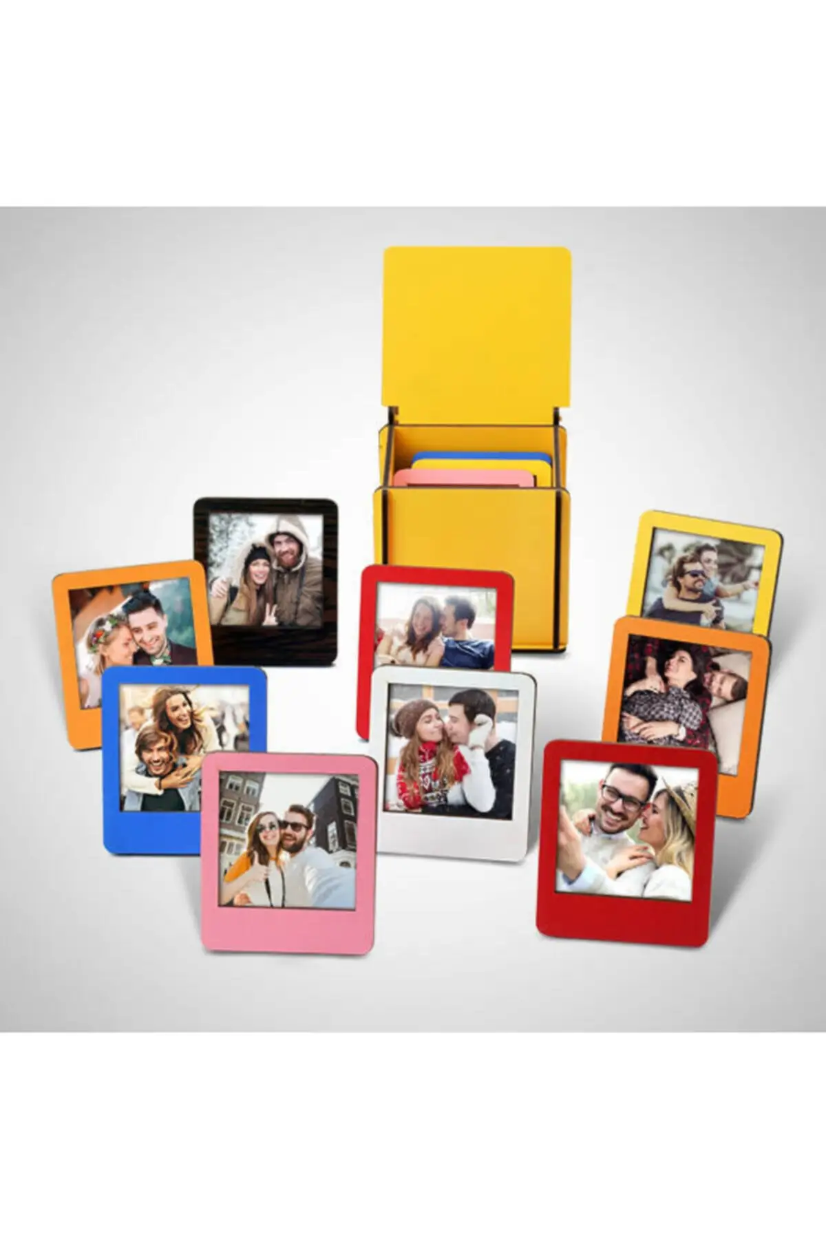 

Деревянная Мини фоторамка в коробке с 12 фотографиями