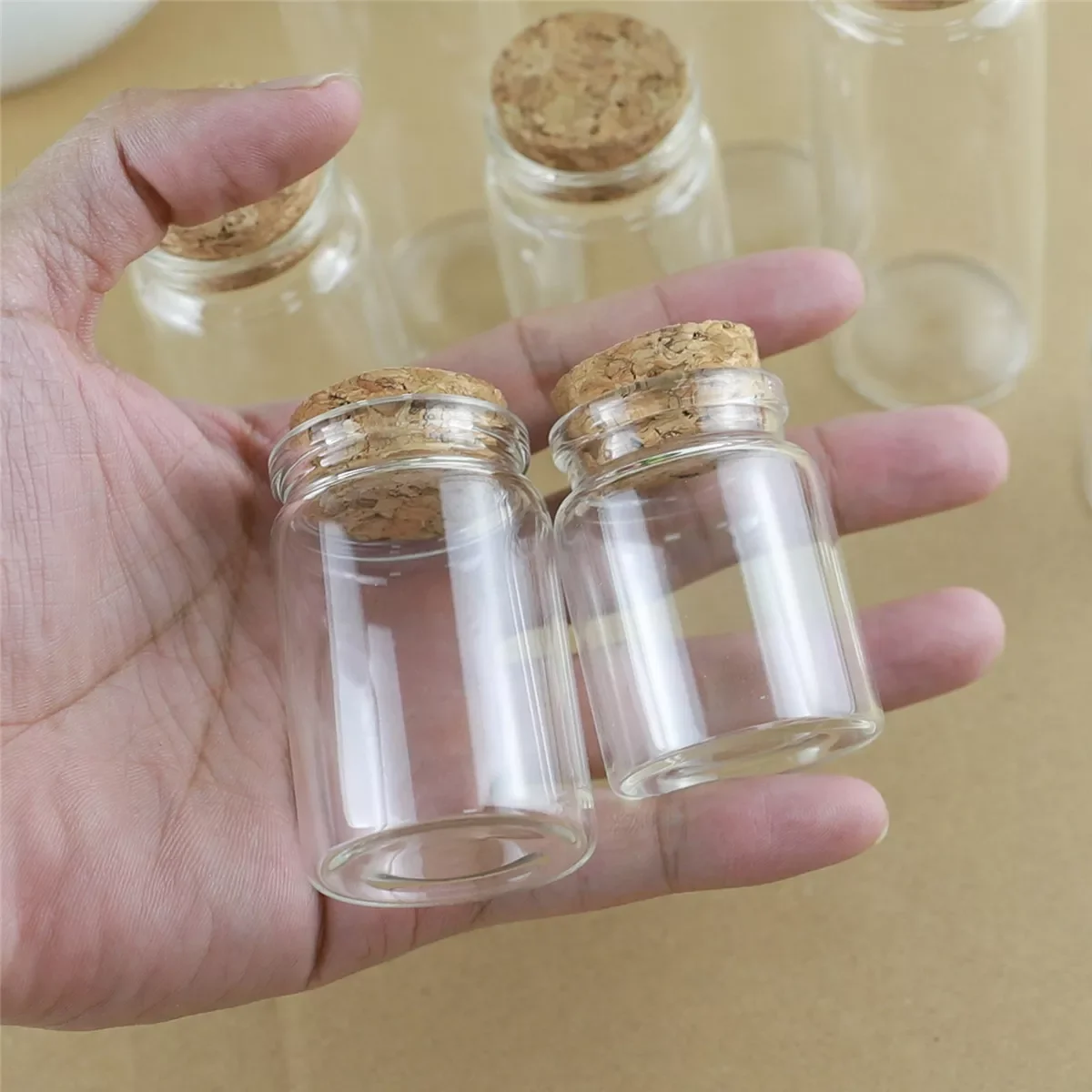 

12pcs/Lot 30ml DIY Mini Wishing Glass Bottles Cork Crafts 37mm Tiny Empty Jars Cork Stopper Transparent Souvenir Container