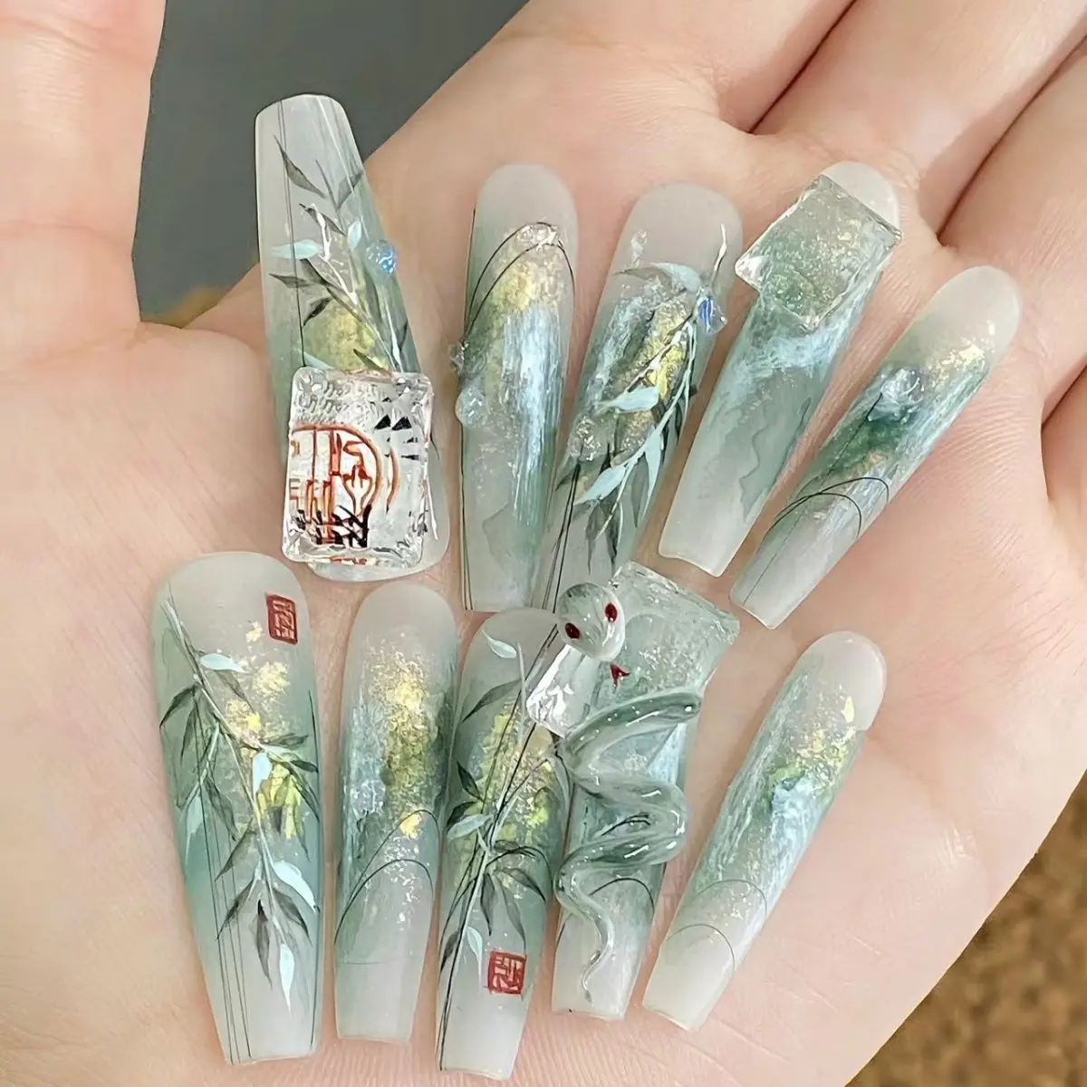 Зеленые чернила в китайском стиле бамбуковая прессованная ручная роспись змея