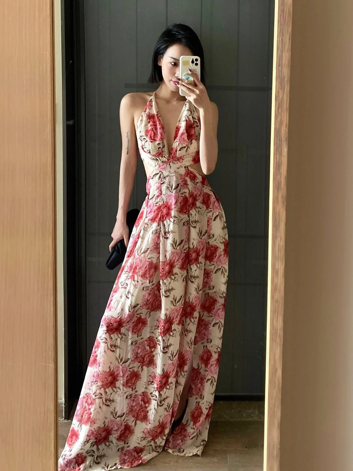 

French seaside holiday beach skirt travel photo taking clothes long skirt super fairy slimming open back suspender dress