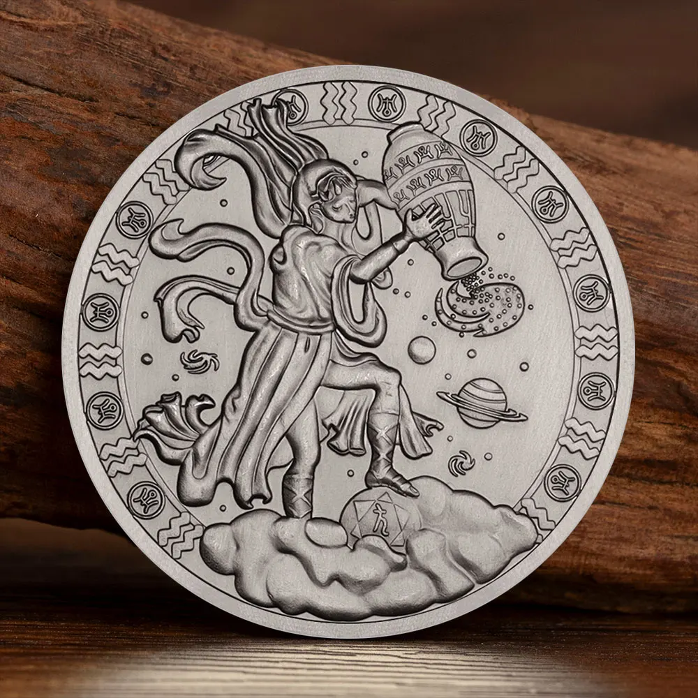 

Серебряная памятная монета Водолей