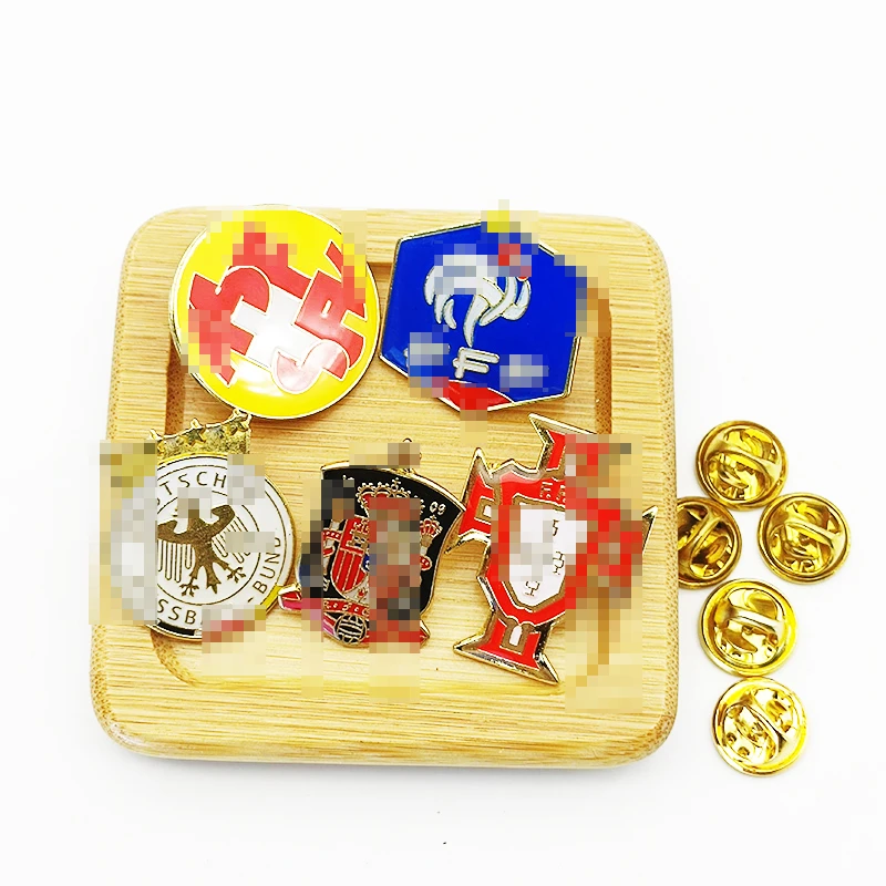 Футбольные значки сборных команд мира Испании и Португалии