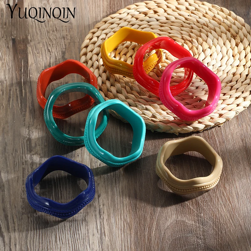 Винтажный цветной браслет