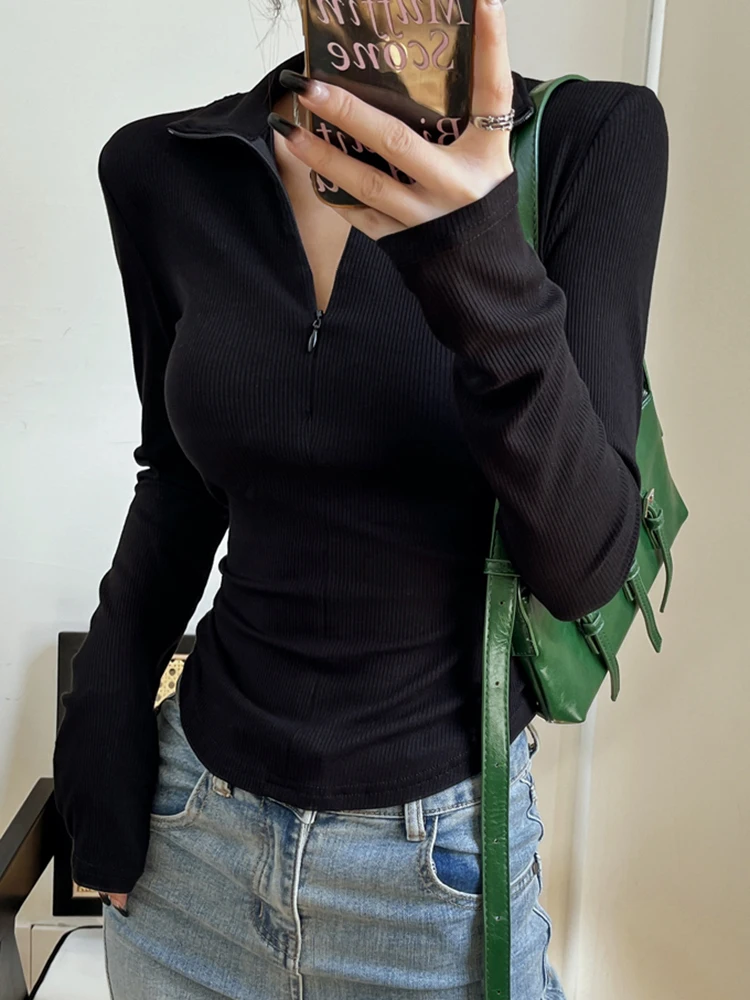

Однотонная женская футболка с отложным воротником, новинка сезона осень 2022, модный кроп-Топ с длинным рукавом в Корейском стиле, одежда в ст...