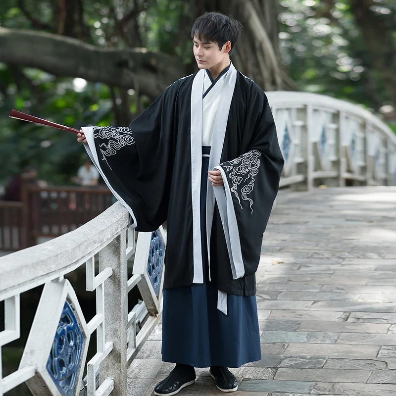 Китайская одежда для мужчин эпохи Минг династии в стиле древних фей и костюма рыцаря-ученого.