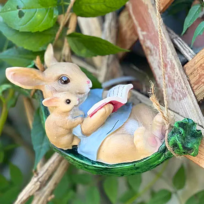 

Креативная качели из смолы, скульптура кролика, милый кролик для чтения, мама и ребенок, подвеска из пеньковой веревки, «сделай сам», Декор д...