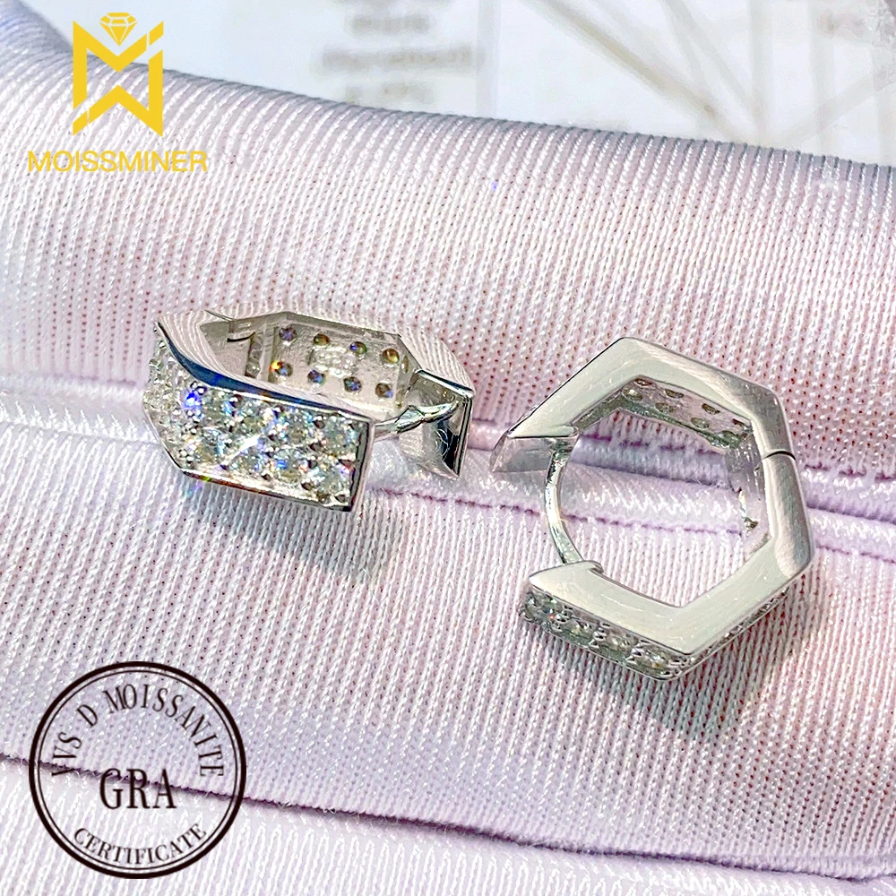

Шестигранные женские серьги-гвоздики из серебра пробы