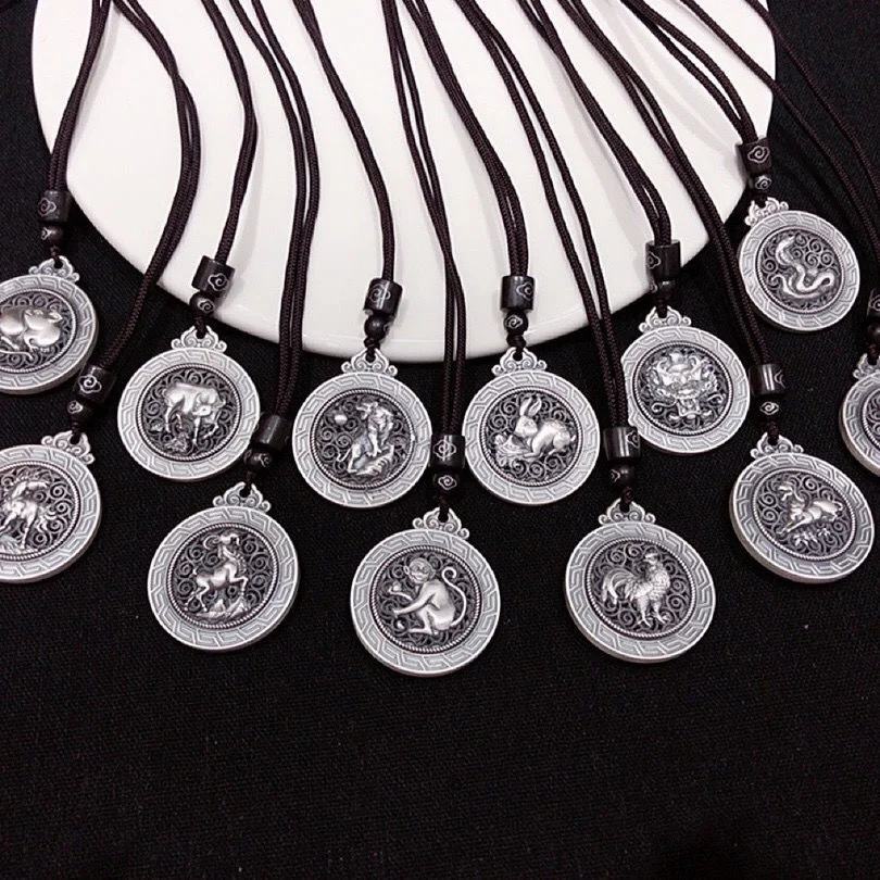 

Zodiac retro pendant Jiugong grid gossip Transfer zodiac Men and women can bring favorite zodiac notes