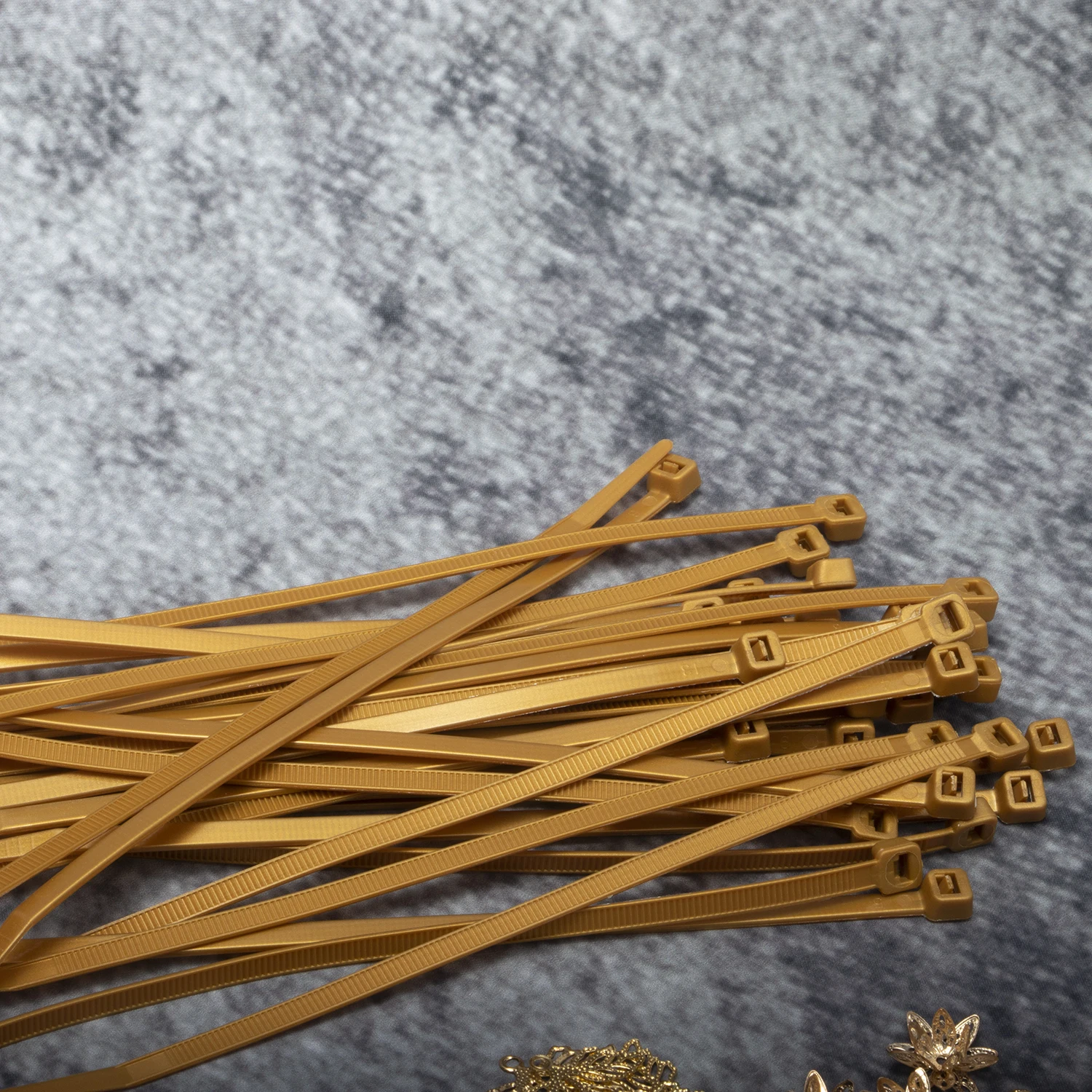 DIY Halo Crown Sunburst Spike Crown Headpiece Mary Headband Women's Halloween Party Accessories DIY Jewelry Package