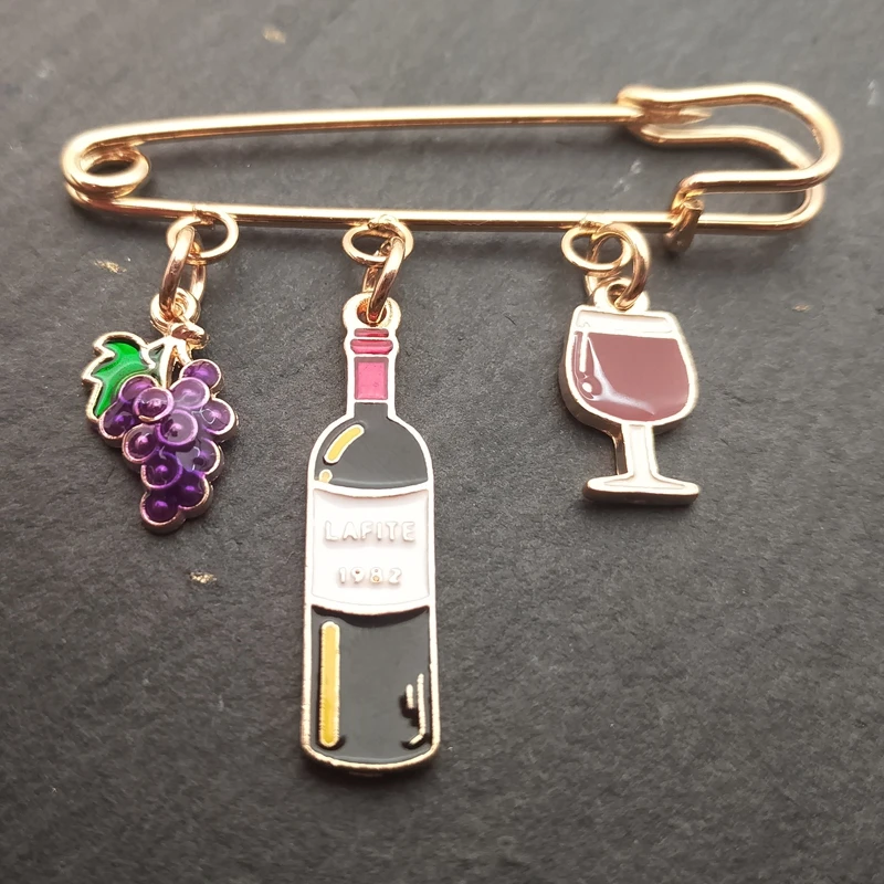 Модная и популярная эмалированная брошь в виде винного бокала винного времени, булавка для сумки, одежды, булавка, значок, мультяшное ювелирное изделие, подарок для любимого друга