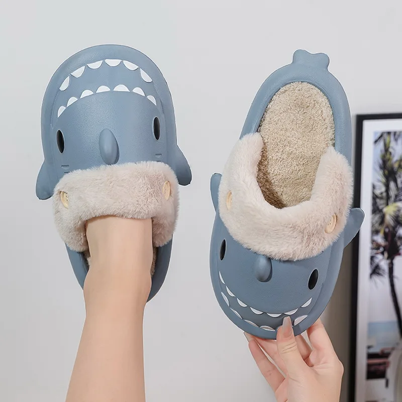 

Зимние тапочки для женщин и мужчин, 2022, Мультяшные акулы, 3D теплые плюшевые домашние тапочки для детей, Нескользящие шлепанцы на платформе д...
