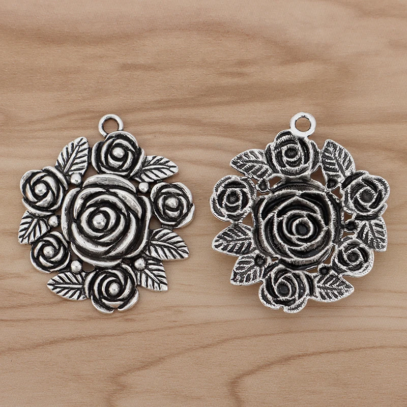 Рисунок 2 - винтажные подвески для ожерелья