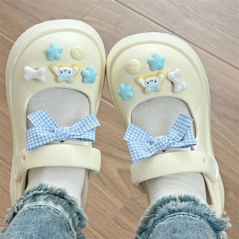 

Sanrio Cinnamoroll Slippers Girls Summer Wear Outside Non-Slip Thick Bottom Hello Kitty Mary Jane Clogs Baotou Half Drag Sandals