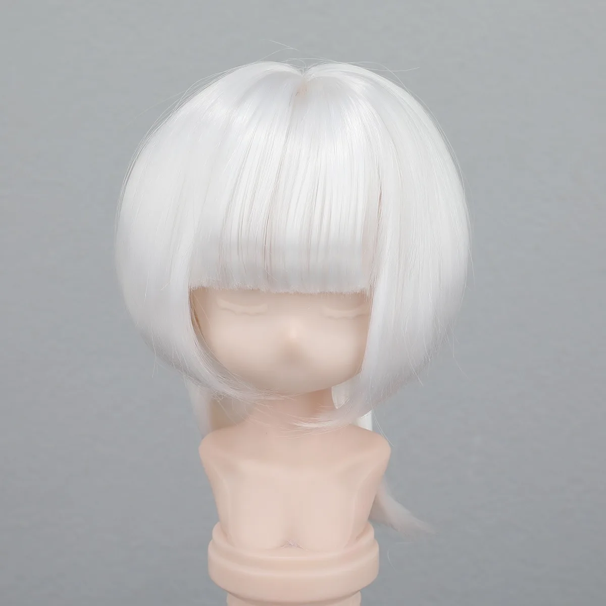 Фото Парик для куклы BJD 1/3 / 1/6, серебристо-серый, с короткими волосами в стиле волчьего хвоста, для косплея и DIY-макияжа, с основой для парика. №3