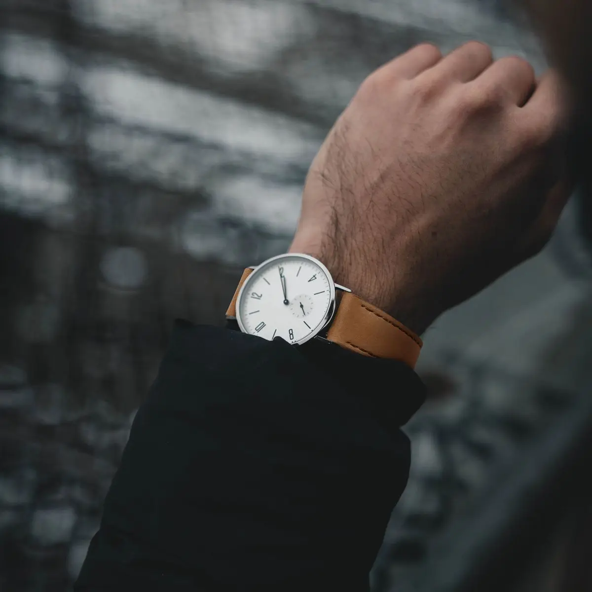 WOCCI Nubuck Top Grain Leather Watch Straps 18mm 20mm 22mm Black Green Brown Watchband with Quick Release Pin and Golden Buckle