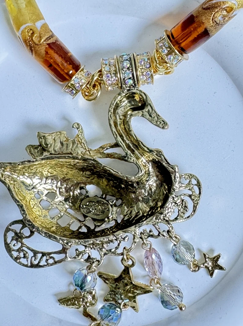 Модный тренд KF в Европе и США ретро литературное классическое эмалированное