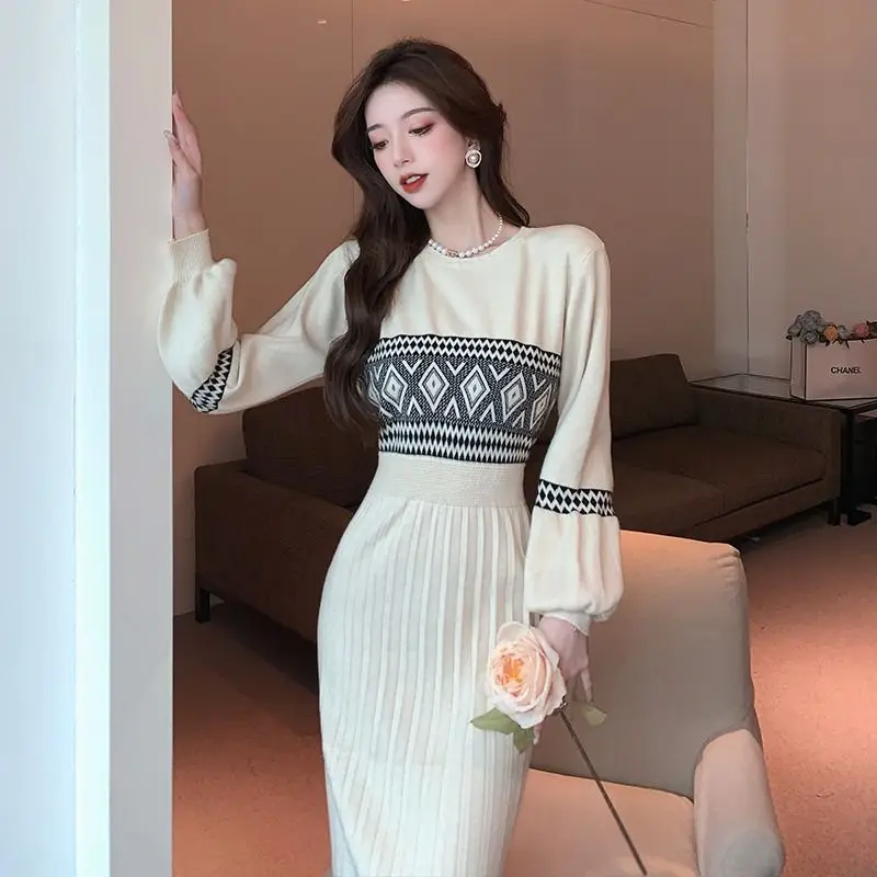 

Autumn Winter Loose Twists Sweater Dress Women Knitted Pullover Latern Sleeve Round Neck Warm Long Dress Sweater Ladies R140