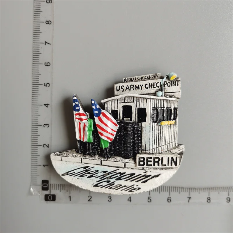 

Магниты на холодильник Германия