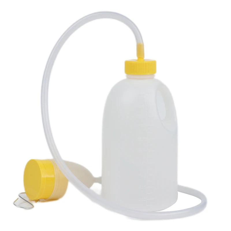 

PVC 1700ml Portable Home Hospital Male Pee Bottle Urine Collector Storage With Pipe For Bedridd Urinary Incontinence Men Urinal
