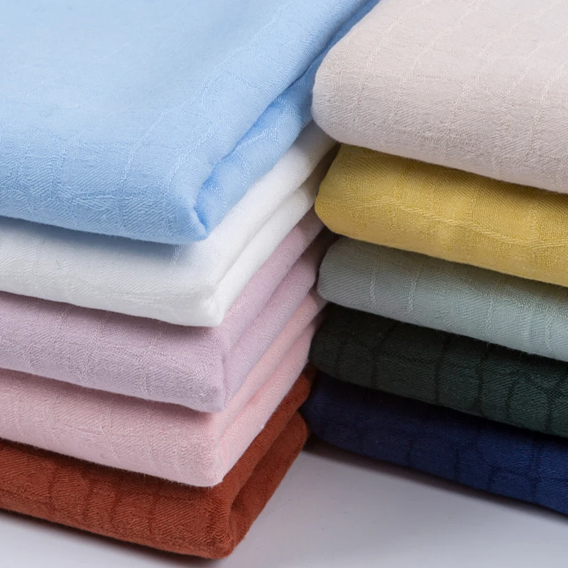 Сам ткань. Ткань льняная винтаж. Портьерная ткань софт. Штапель твил. Материал красный с огурцы.