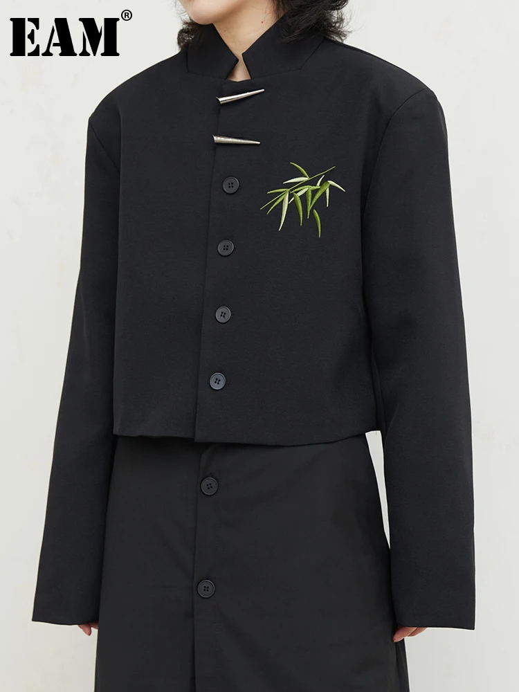 

[EAM] Loose Fit Black Embroidery Big Size Jacket New Stand Collar Long Sleeve Women Coat Fashion Tide Spring Autumn 2023 1DH0779
