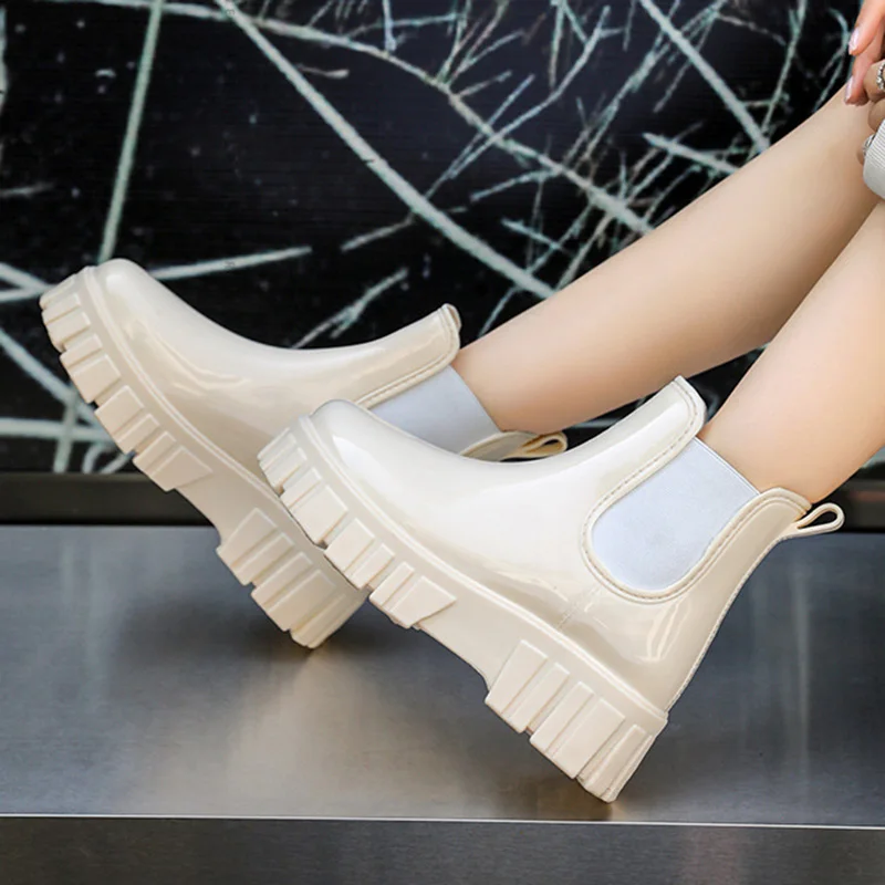 Spring Women's Low-Tube High-Top Locomotive Casual Rain Boots Non-Slip Wear-Resistant Ladies Rain Boots Punk Platform Shoes