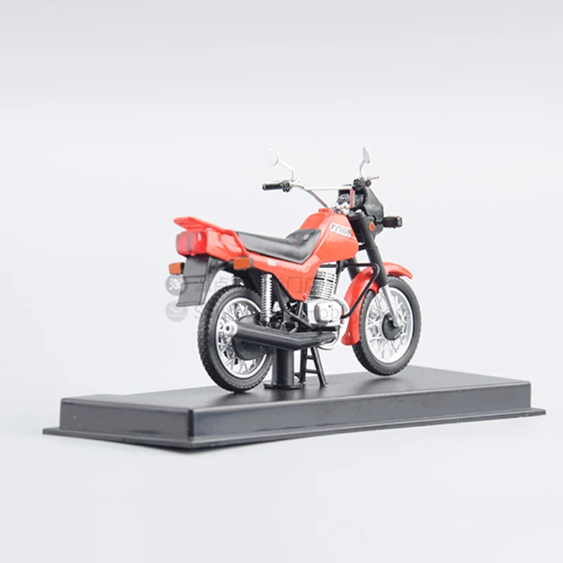 Модель советского мотоцикла JMTN057 из пластика в масштабе 1:24 Русская модель ZDK 4 105