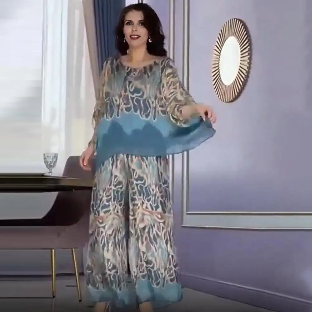 Комплект из двух предметов футболка с длинным рукавом и брюки широкими штанинами