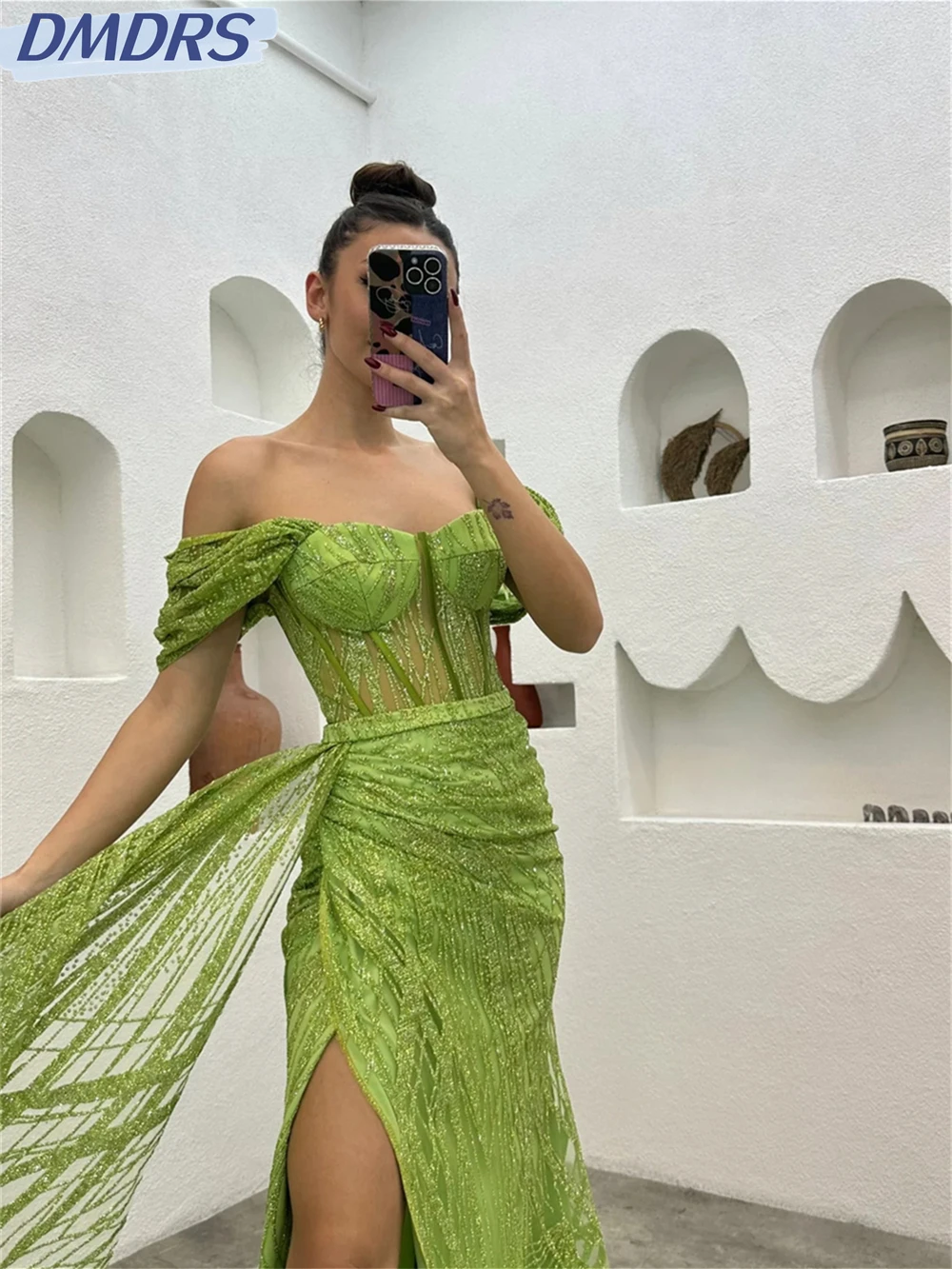 Рисунок 2 - Женское вечернее платье без рукавов It's yiiya