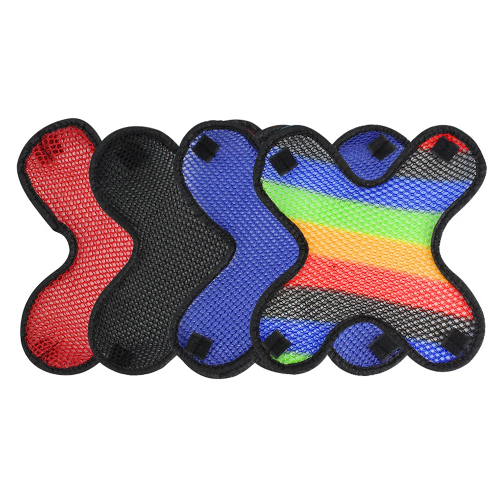 

Rembourrage de casque de véhicule de moto 4 couleurs 3D en nid d'abeille, coussin isolant en maille, joint respirant