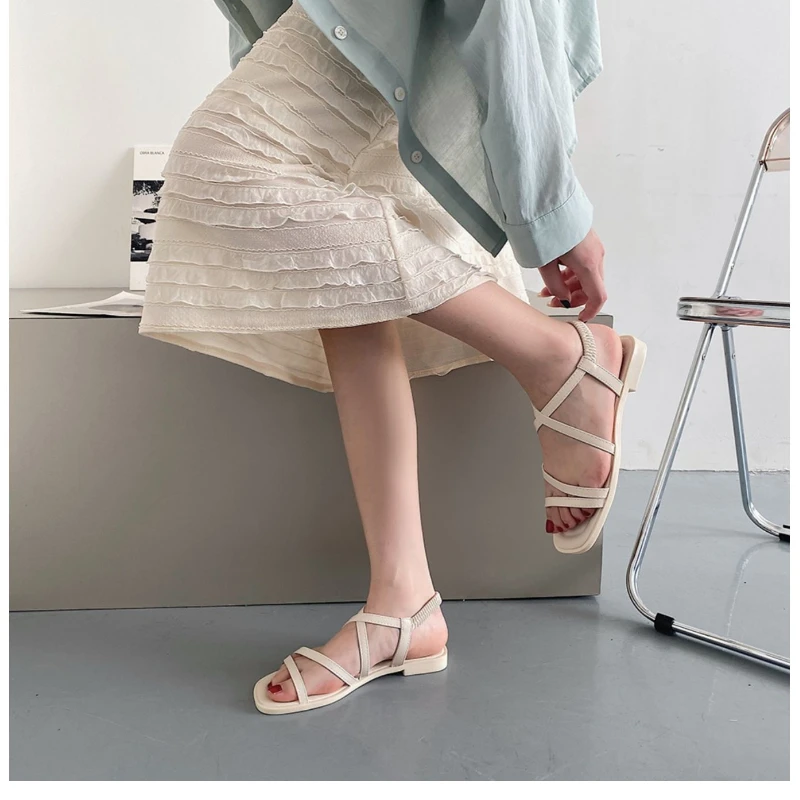 

2022 Summer New Ladies Sandals Fashion Versatile Low Heel with Skirt Elastic Band Roman Sandals Women's Casual Sandals Size35-40