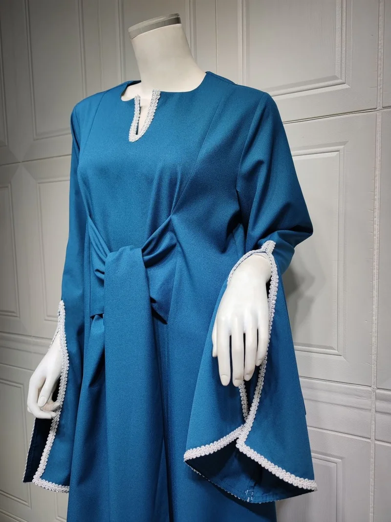 2022 Eid Dubai Abayas for Women Ramadan Muslim Fashion Dress Flare Sleeve Elegant Gowns Plus Size African Boubou Caftan Marocain