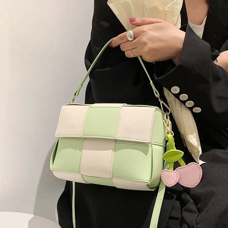 

Women's Small PU Leather Shoulder Crossbody Bags with Short Handle for Women 2022 Fashion Summer Brand Trend Cute Quilted Totes