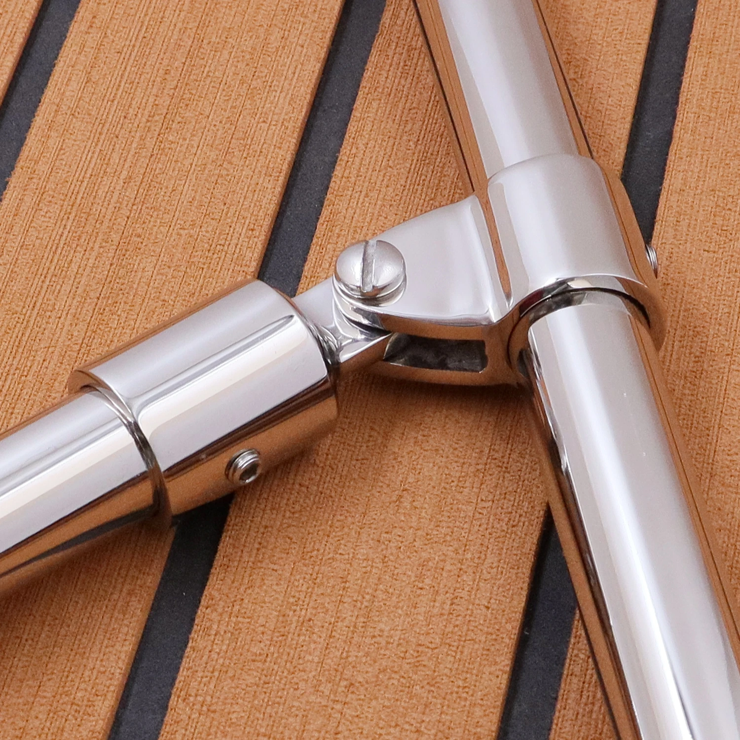 Рисунок 5 - комплект металлических фитингов