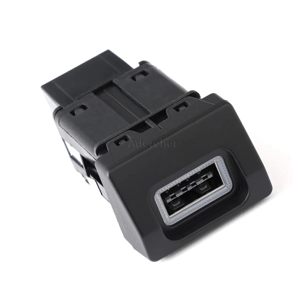 Автомобильное быстрое зарядное устройство QC3.0 USB-разъем для зарядного устройства