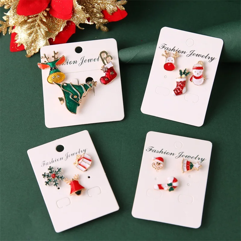 

New Christmas brooch combination set Santa Claus Christmas tree elk festival daily necessities