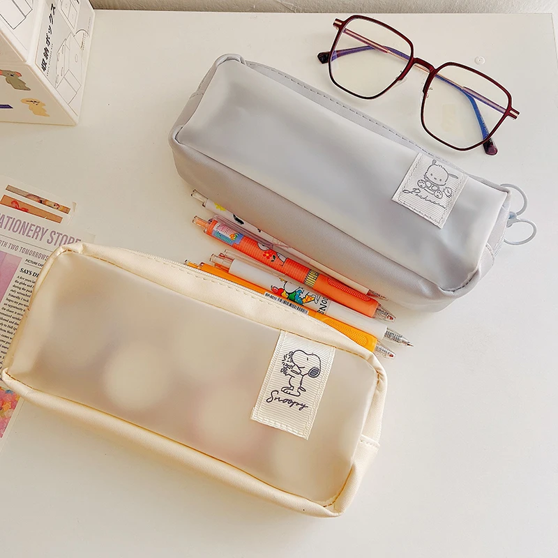 

Прозрачный матовый чехол-карандаш 20*5*10 см, с мультяшным принтом