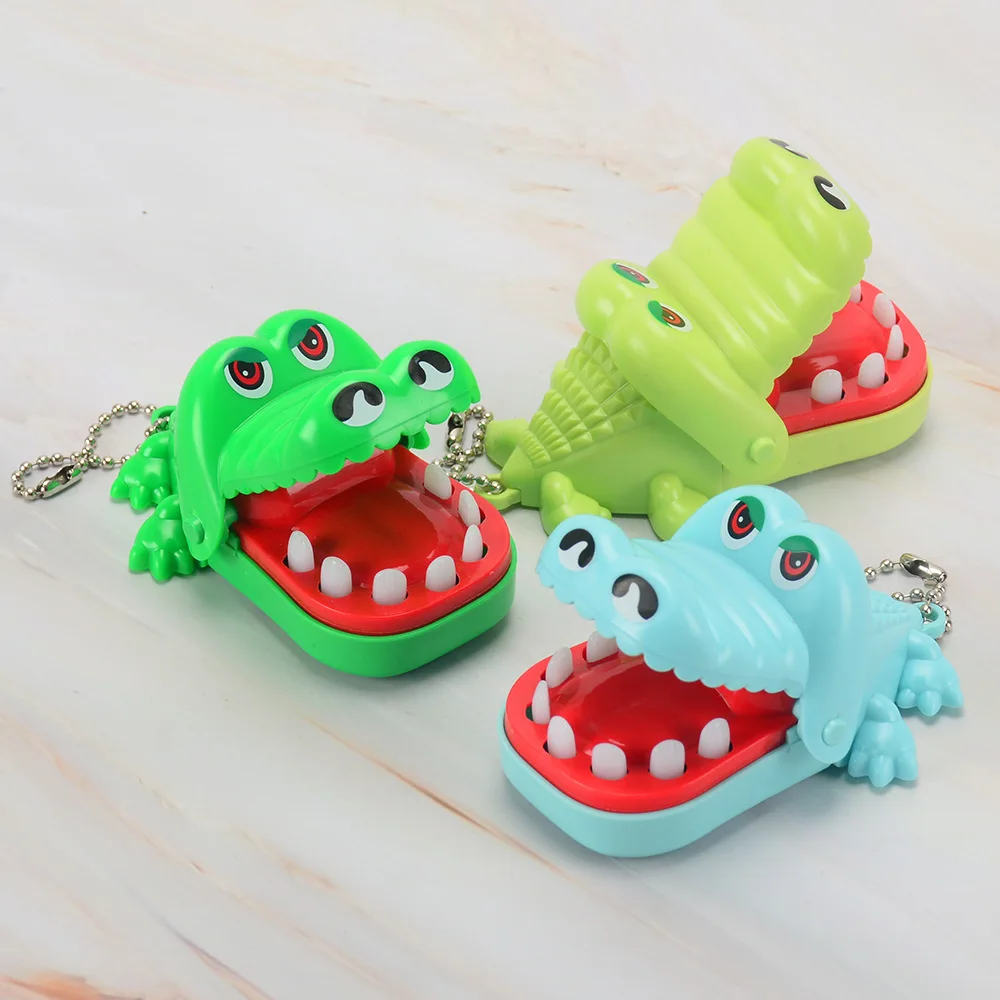 

Веселая игрушка, забавная мини-кусающая руку крокодила с брелоком, новинка, практичная игрушка, шутки, игрушки, хитрый крокодил, новинка, практичная