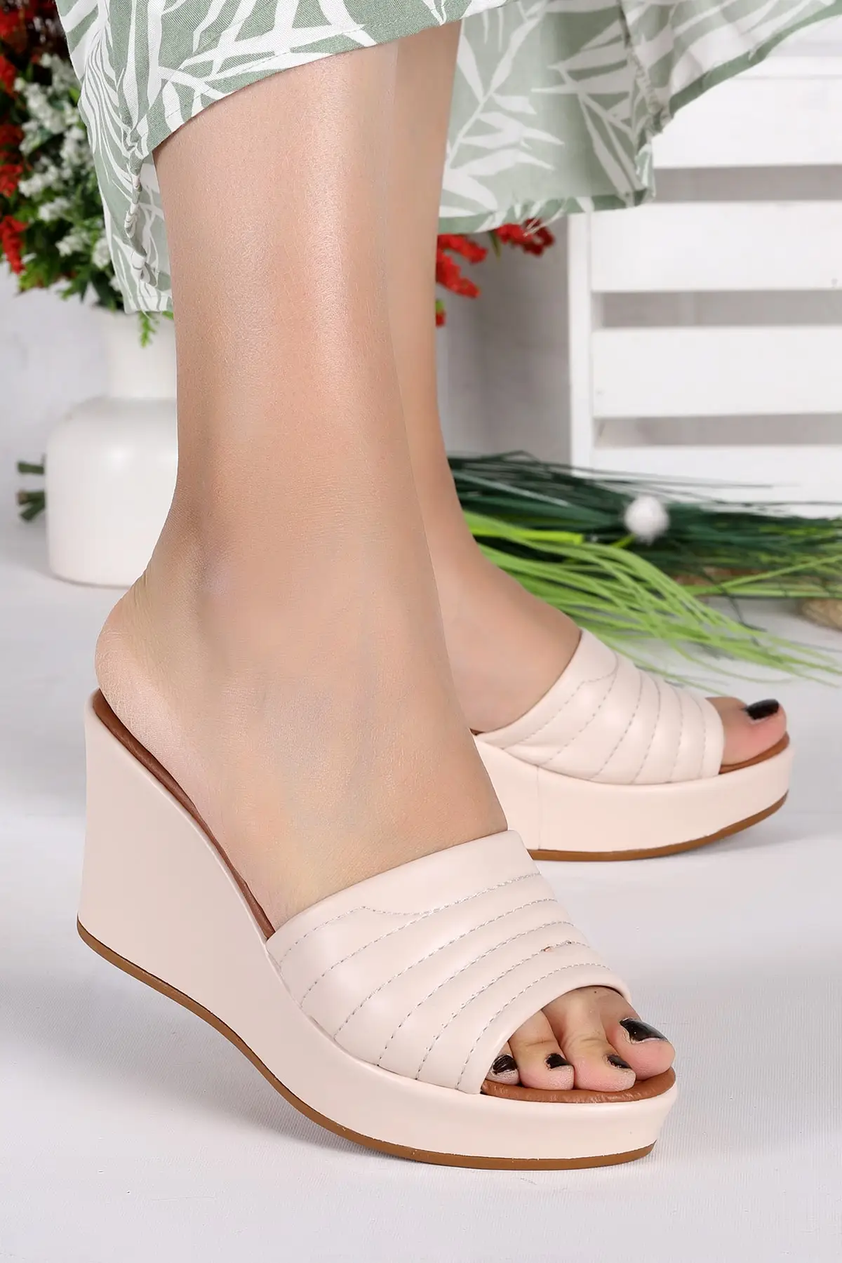 

Daily 7 cm Wedges Female Slippers