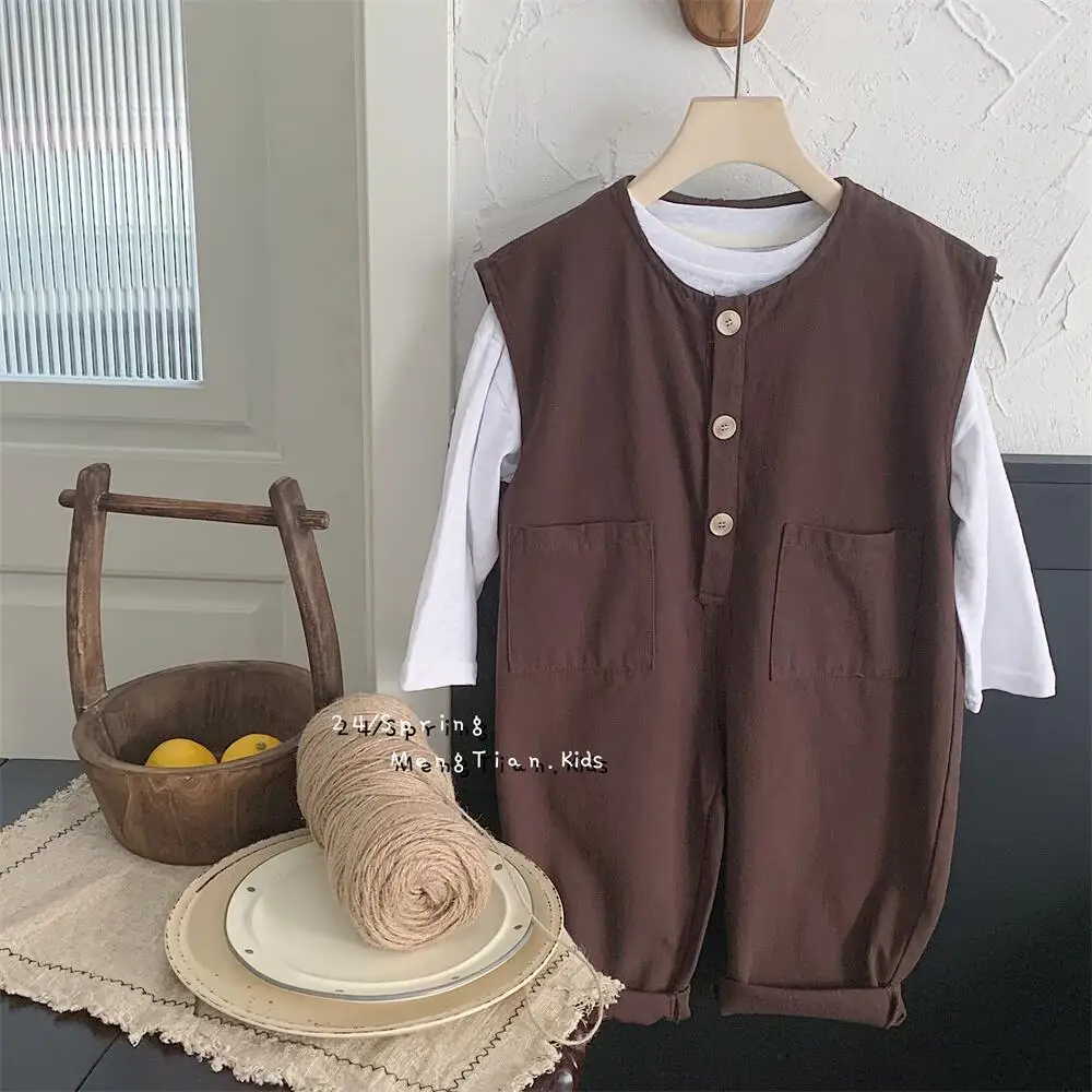 Комбинезон детский однобортный из хлопка без рукавов с карманами