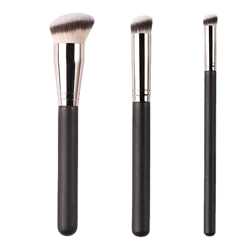 

Makeup brush