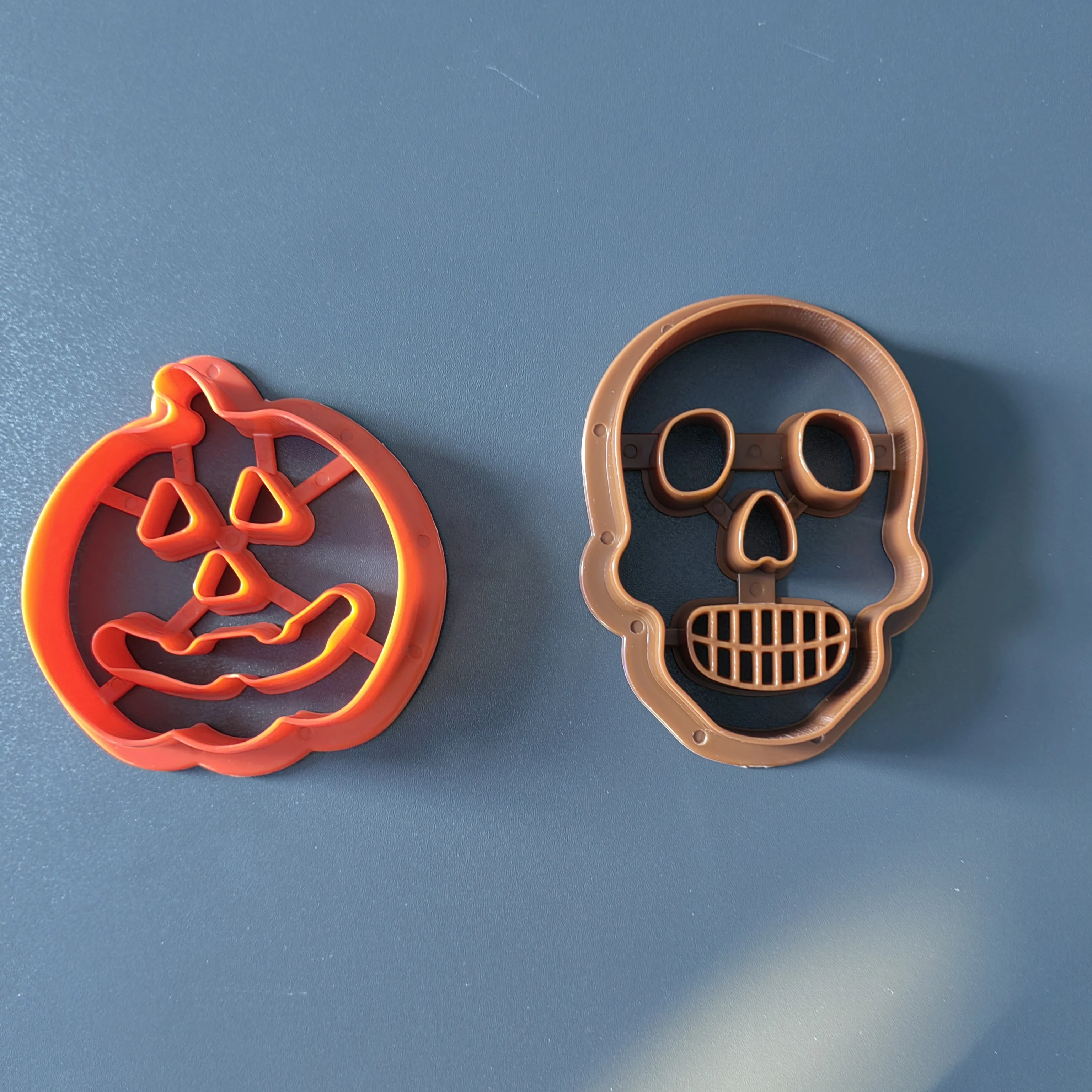 Бесплатная доставка новый пластиковый 2 шт. в форме черепа и тыквы фотоэлемент