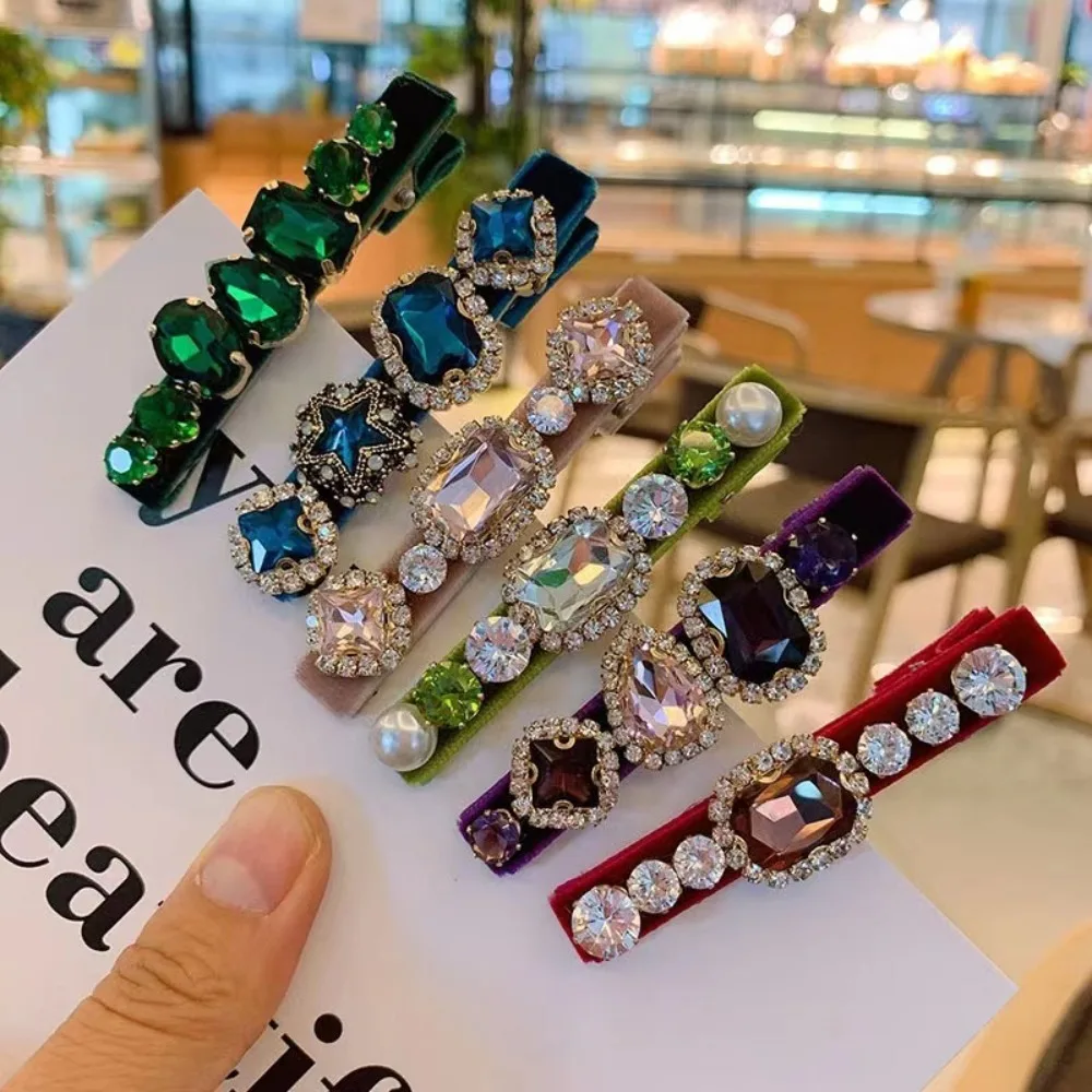 

Fashion Zircon Luxury Retro BB clip Baroque Velvet Duckbill Clip Korean Style Hairpin Sweet Barrettes Girls Hair Clip