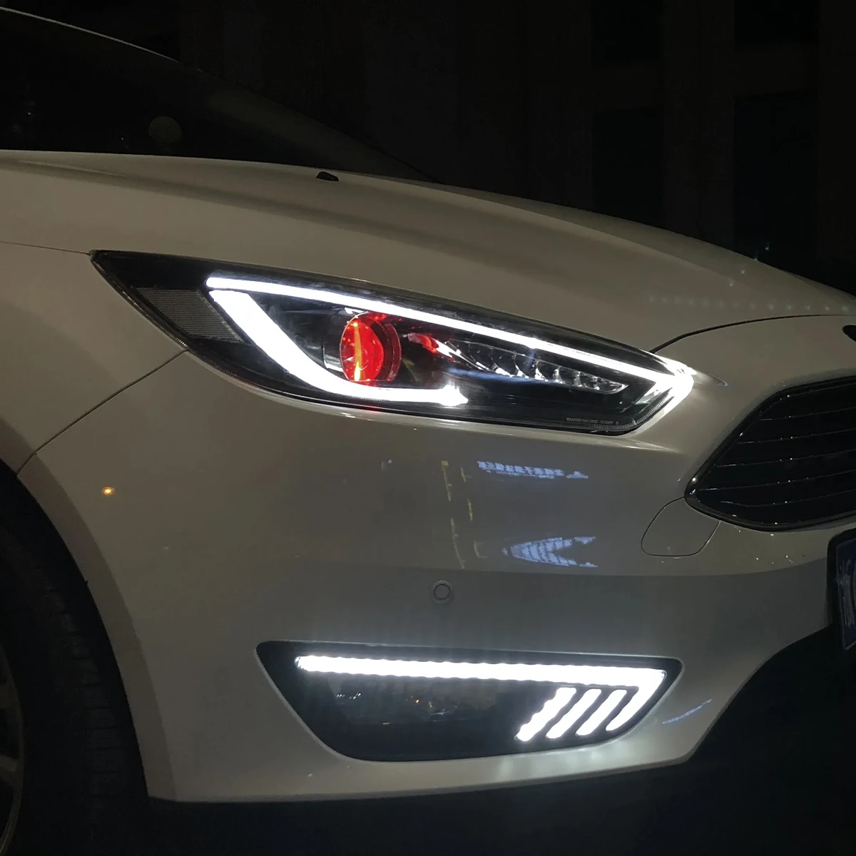 Головного света для автомобиля Ford Focus 2015-2017 Высококачественная передняя фара с