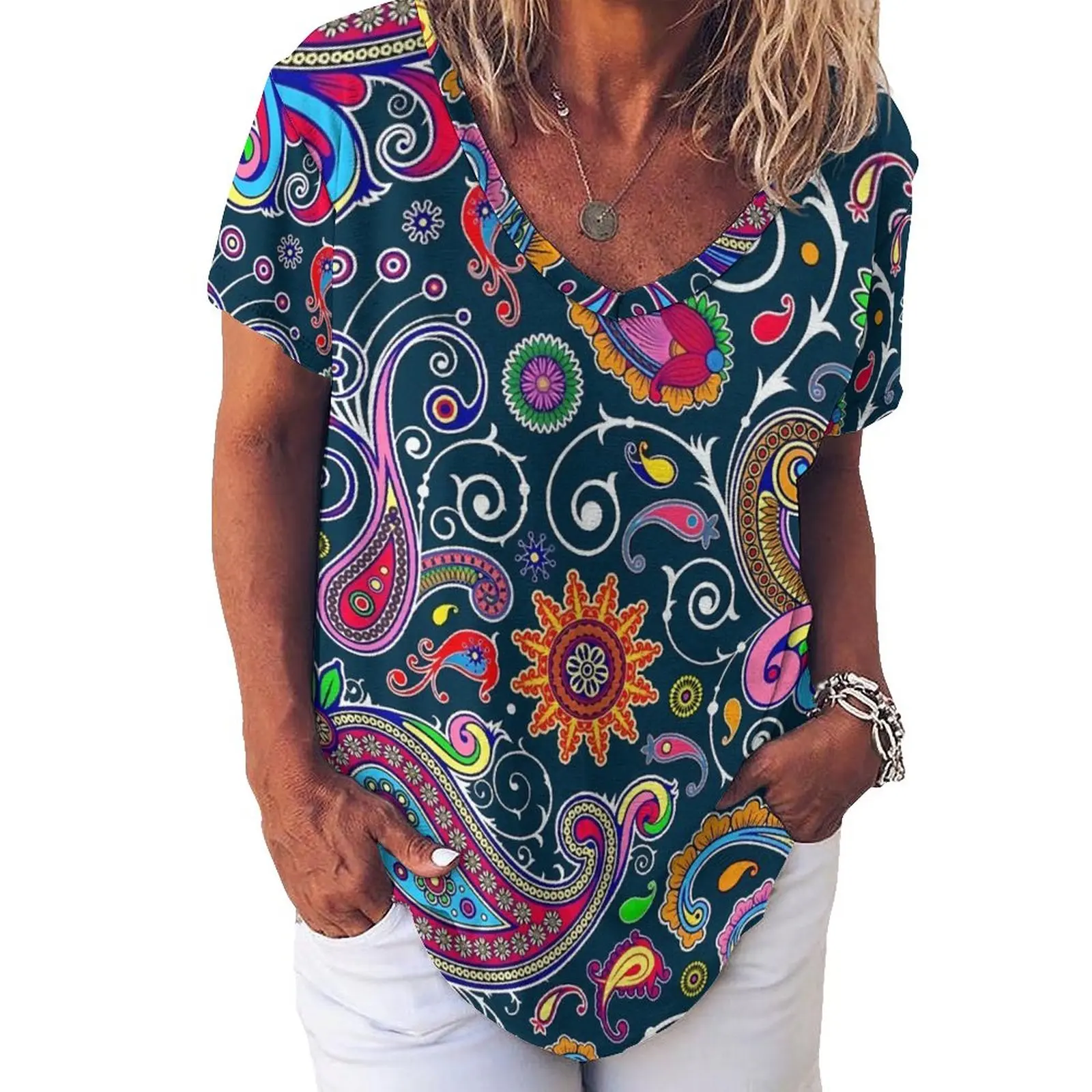 

Retro Paisley T Shirt Colorful Print Kawaii Oversize T Shirts Short-Sleeve V Neck Street Fashion Tshirt Women Summer Tops
