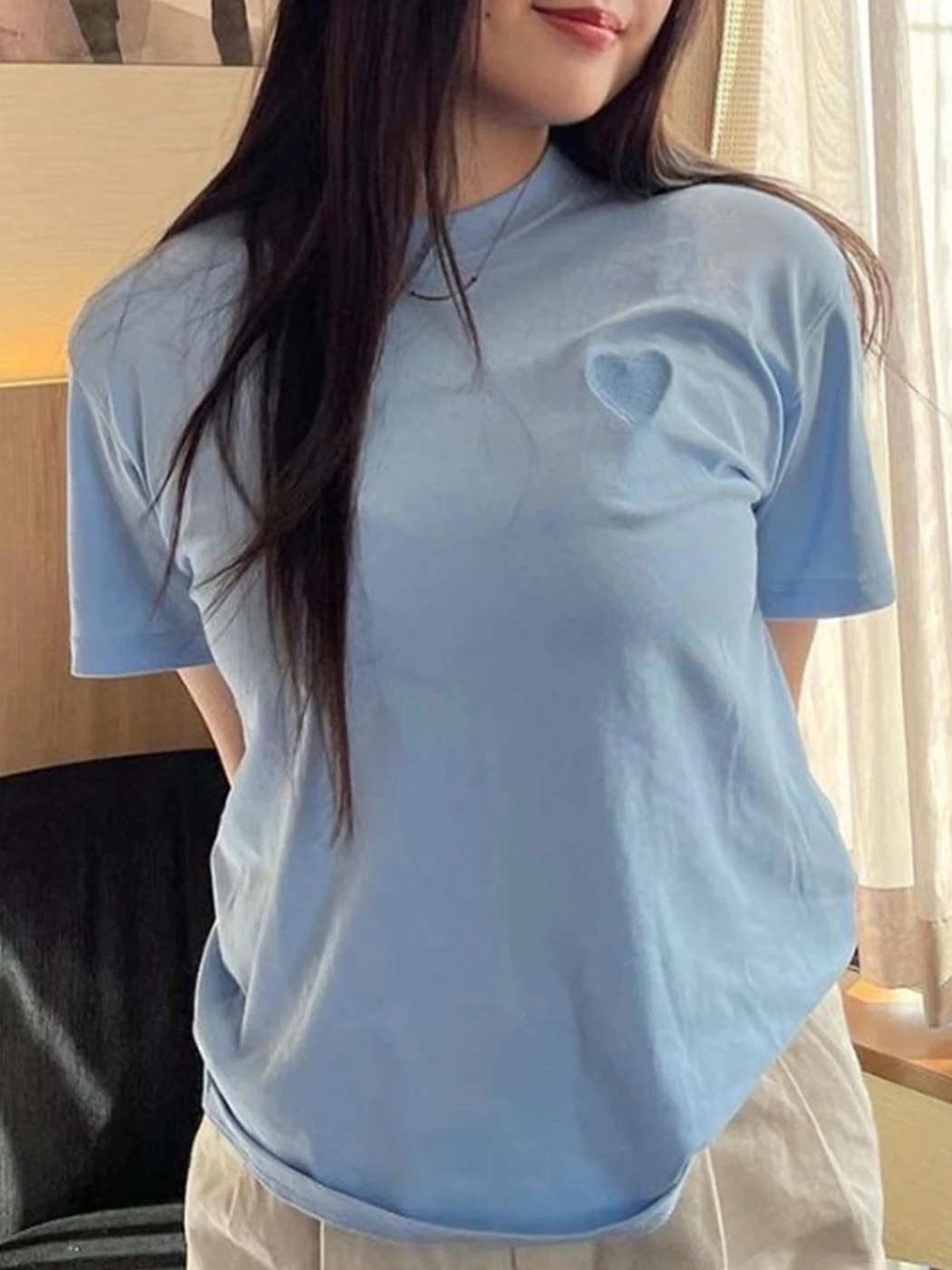 

Heart Graphic Embroidery T-shirt Tops Women 2022 Short Sleeve O-neck Solid Fashion T-shirts Loose Casual Tees Female Blusas