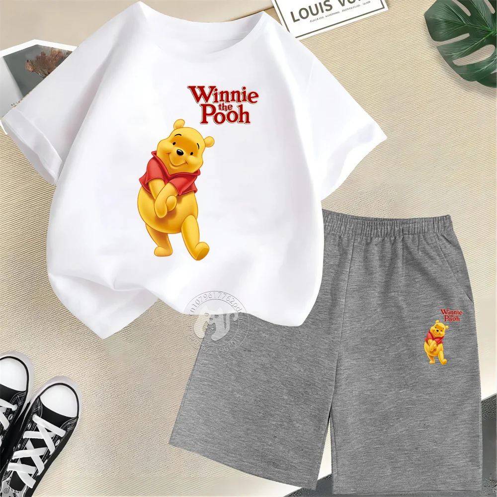 Футболка с коротким рукавом и шорты из натурального хлопка