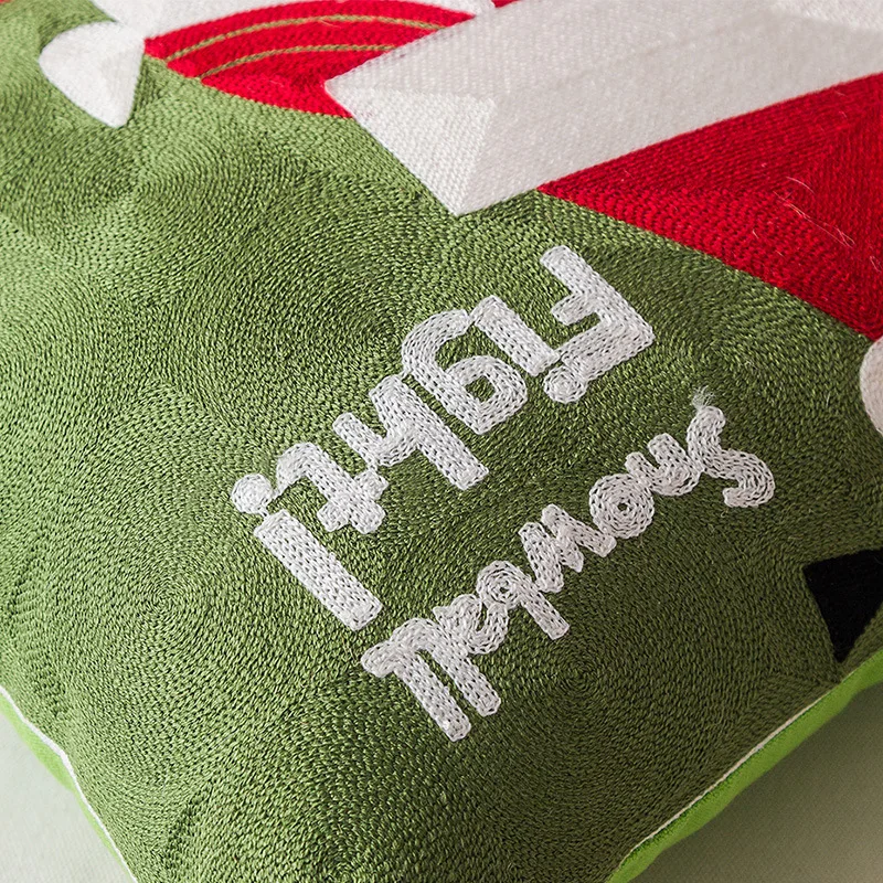 Наволочка с рождественской вышивкой 45x45 см |